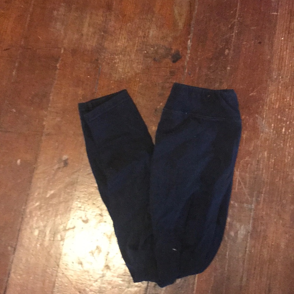 Black leggings